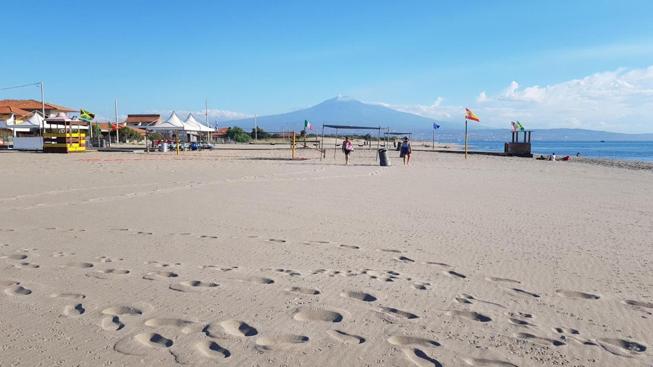 Vila Sole E Luna Katánie Exteriér fotografie